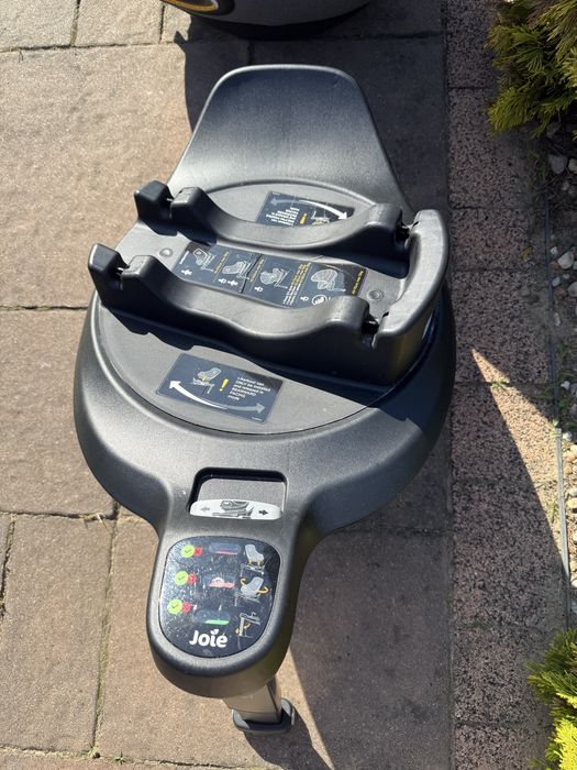 Fotelik Joie Signature z baza Isofix