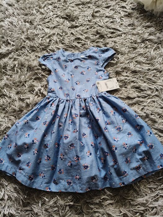 Дуже гарне плаття С&A літнє з під'юпником