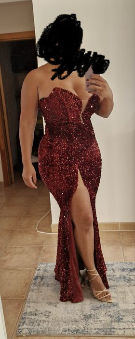 Vestido com fenda M