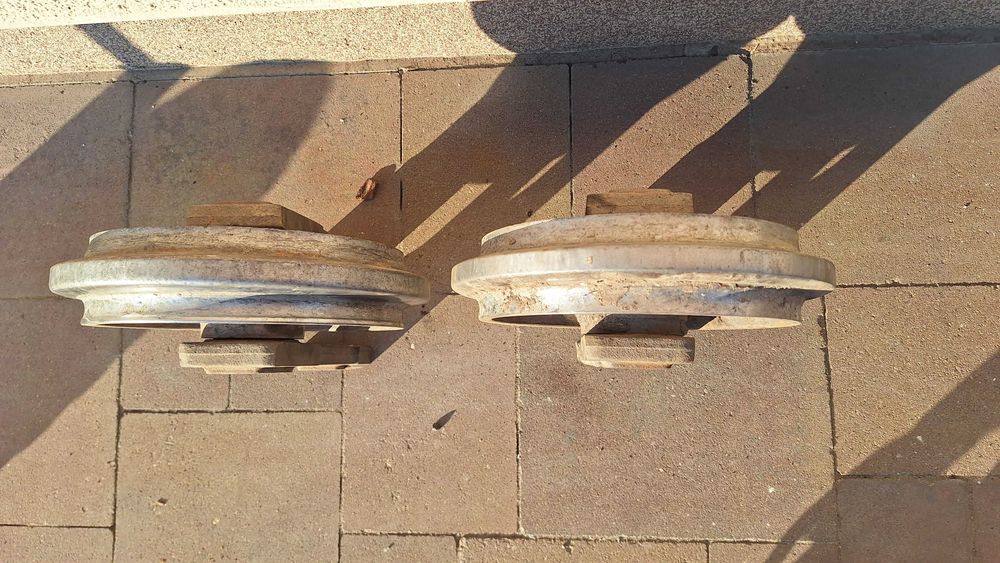 Koło napinające do koparki Volvo Case Neuson Caterpillar wysyłka koła