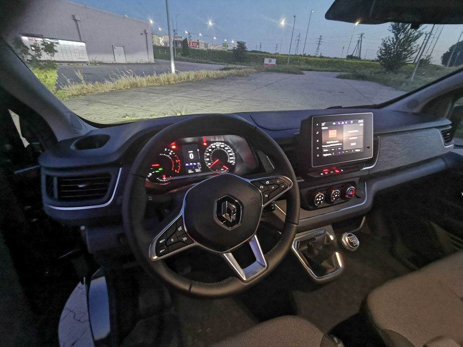 wynajem wypożyczalnia busów 9-cio osobowych