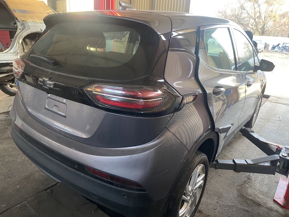 Кришка багажніка ляда бампер