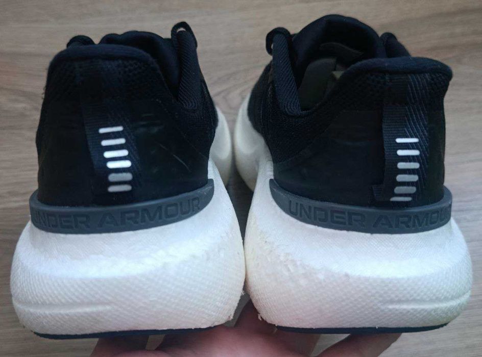 Чоловічі кросівки Under Armour Infinite Elite Hovr +