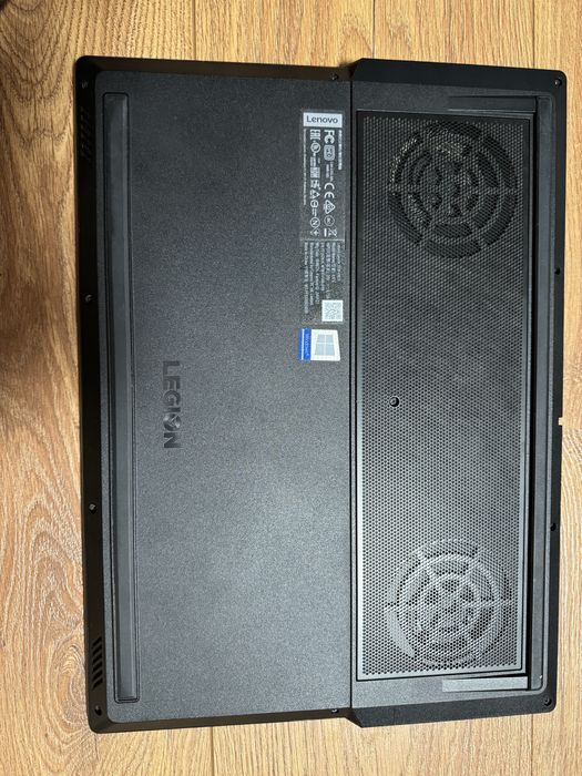 Lenovo Legion y530 GTX1050/24RAM/HDD1tb/i5-8300/60Hz