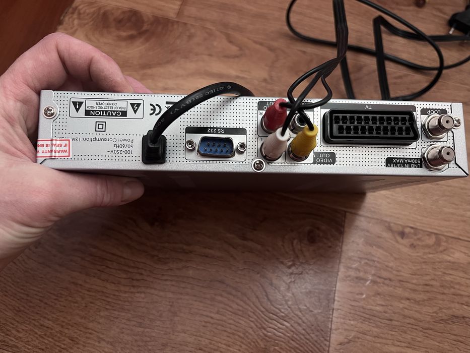 Супутниковий тюнер