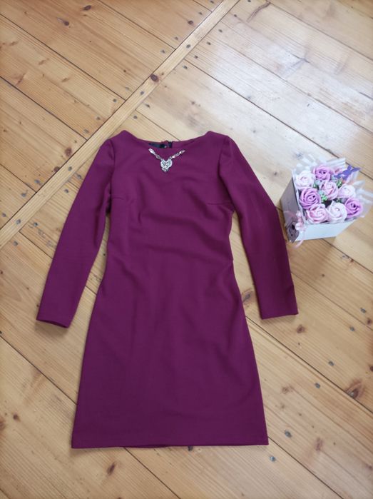 Сукні нові і у/б