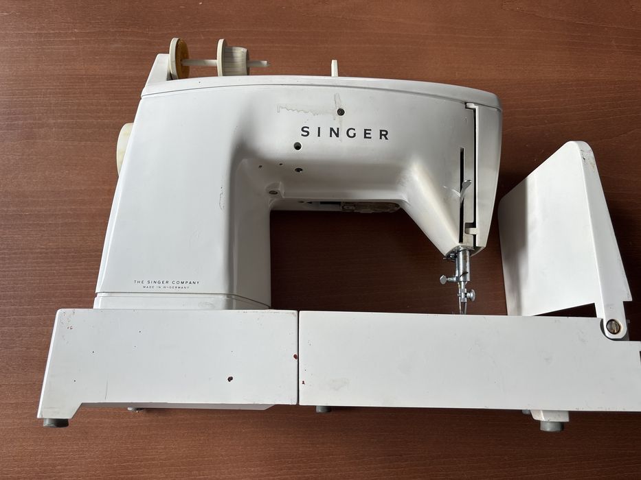 Maszyna do szycia Singer 764