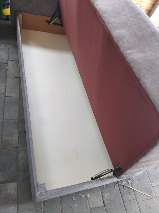 Łóżko jedno osobowe