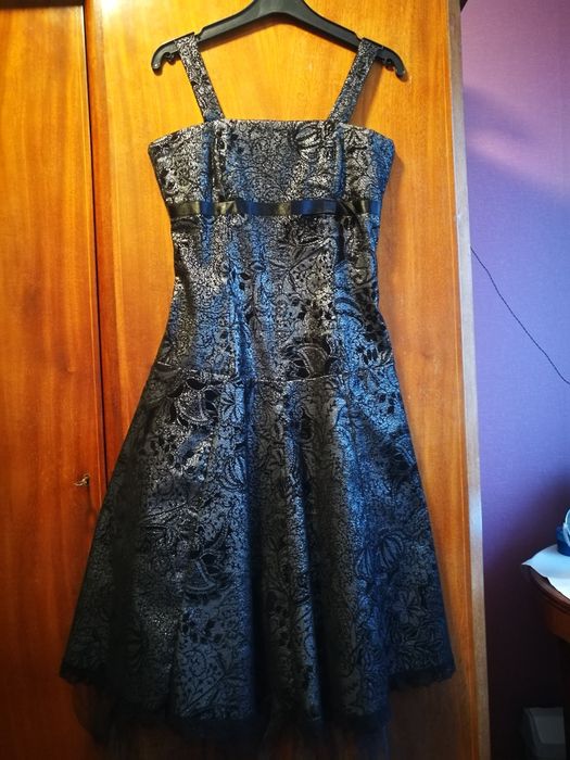 Elegancka sukienka czarno-srebrna z tiulowym spodem, rozm. 38-40