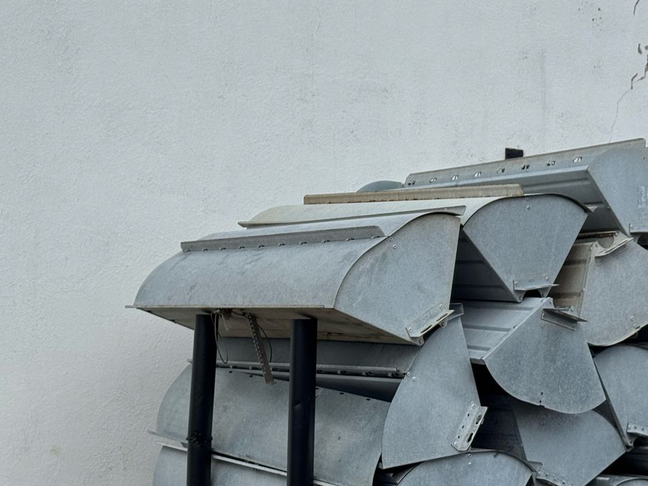 Karmnik wysypowy do paszy