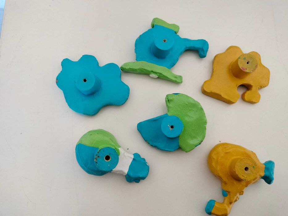 Candeeiro e puxadores para quarto de menino