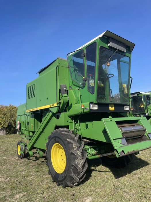 Комбайн John Deere 952