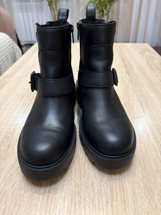 Демисезонные ботинки ugg , ботинки ugg