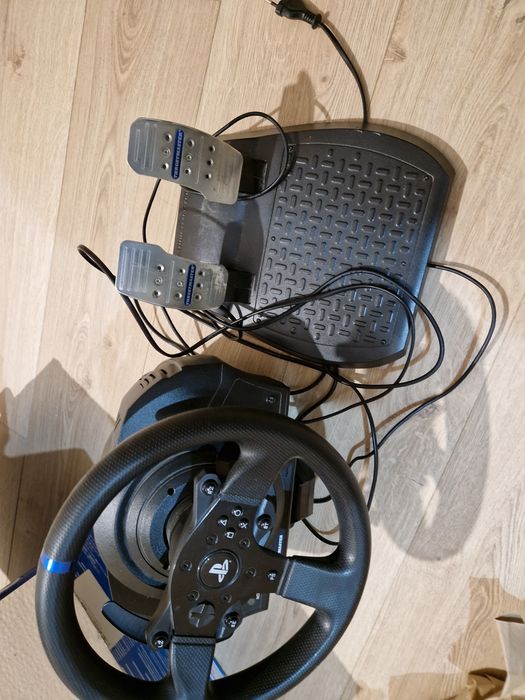 Kierownica thrustmaster t300 rs