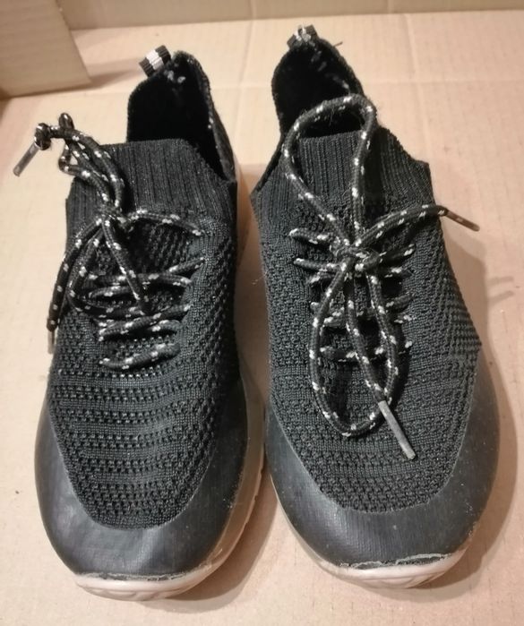 Buty materiałowe 32