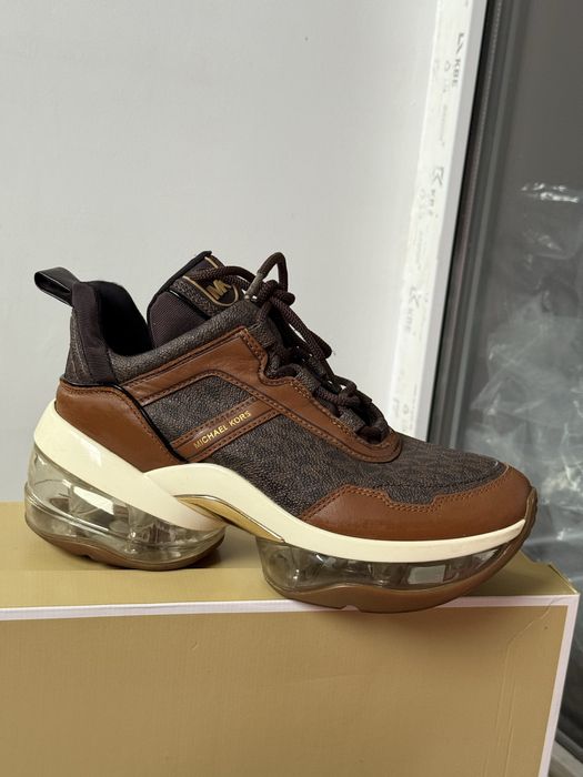 Michael kors 39