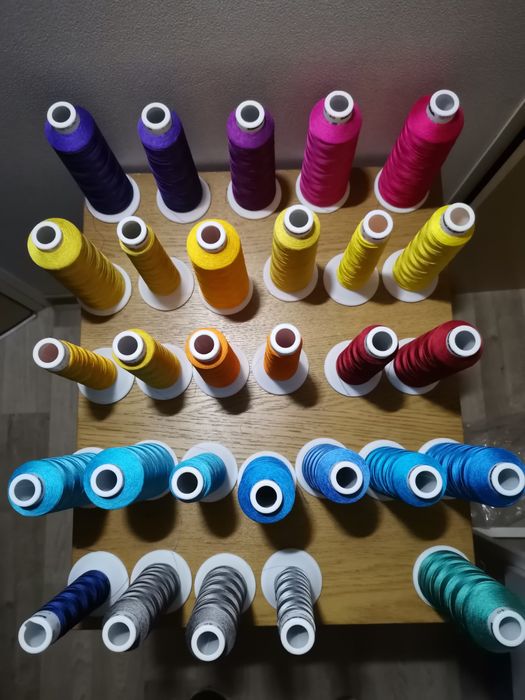 Linhas para máquina de bordar