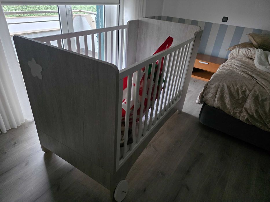 Cama Berço nova com colchão