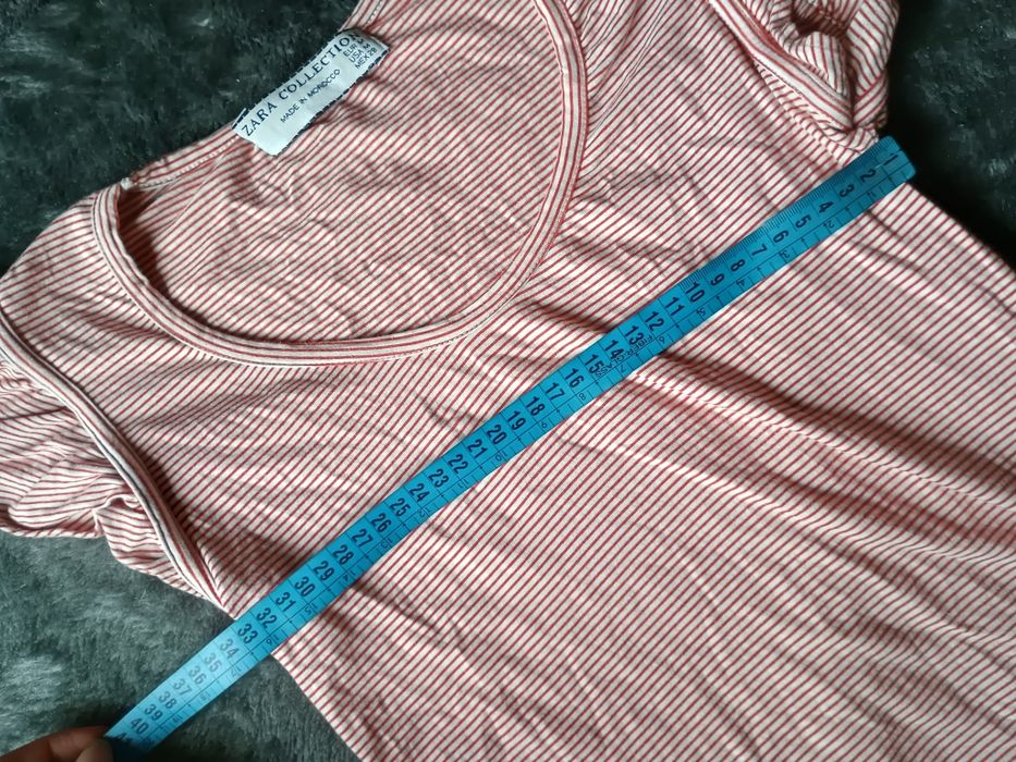 T-shirt z bufkami Zara Collection