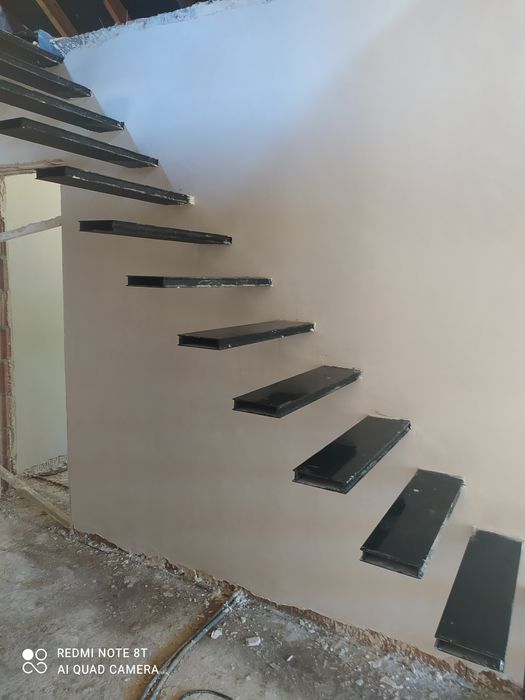 Tynki maszynowe, gipsowe i cementowo-wapienne