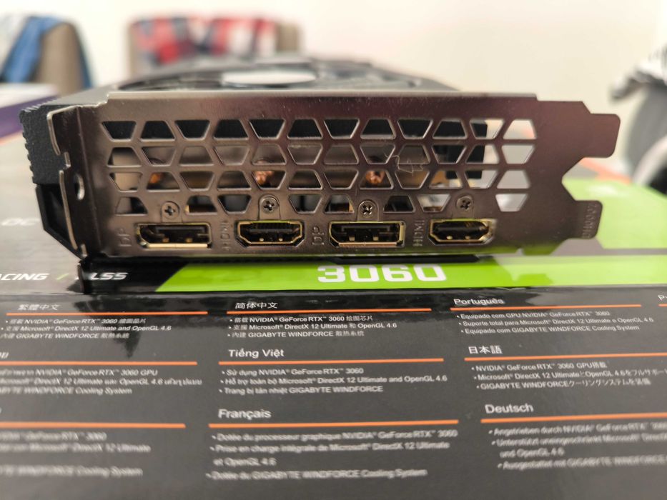 Placa gráfica RTX 3060 12gb em perfeito estado