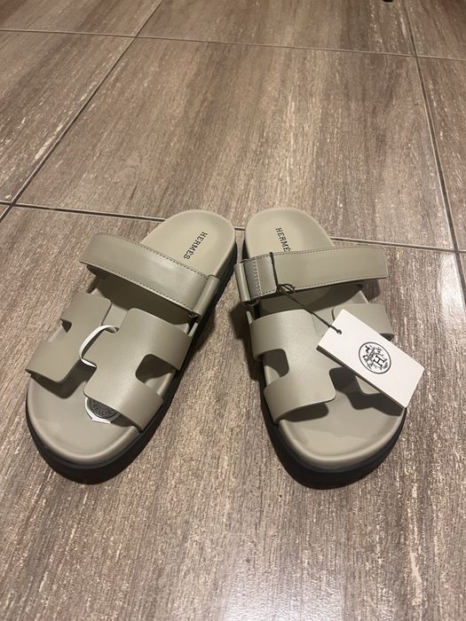 Шльопанці жіночі Hermes нові!