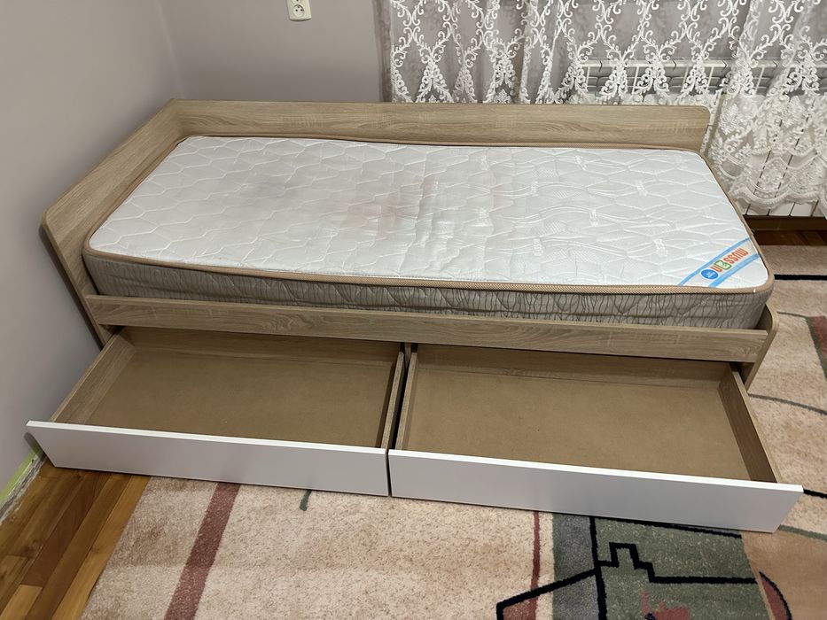 Продам два односпалтних ліжка