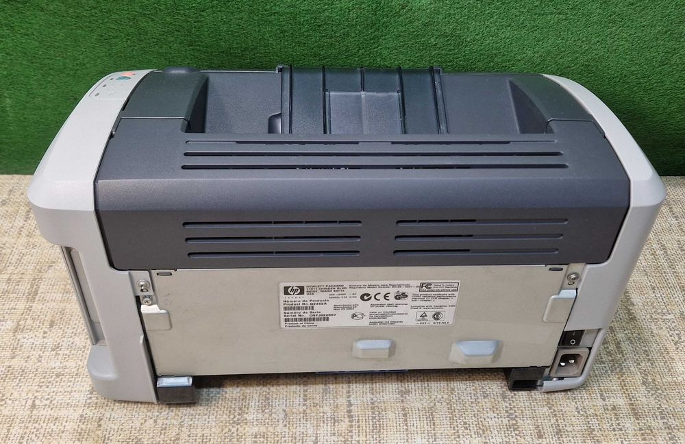 Drukarka laserowa HP 1010 - nowy toner i kable