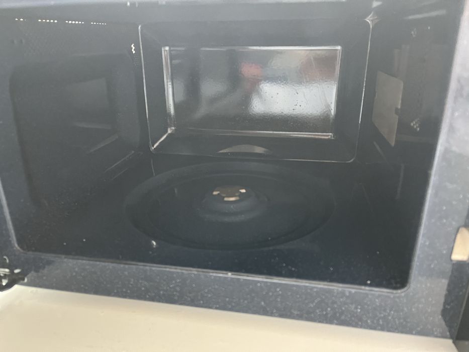 Микроволновка Samsung ME83x