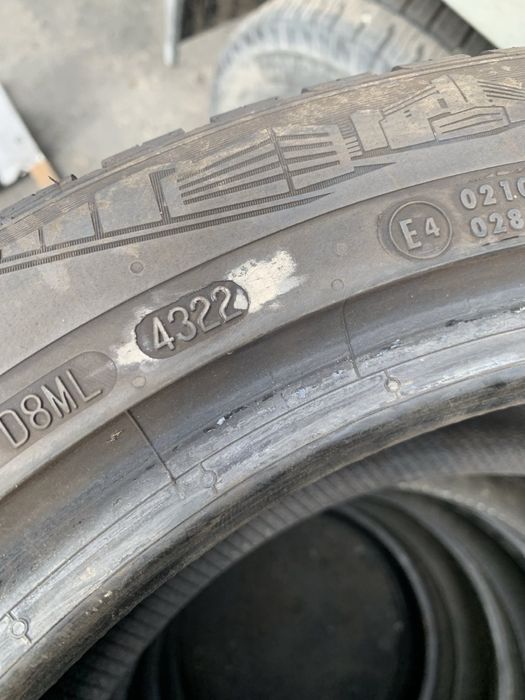 Шини  225/45 R17 Continental всесезон 2022/20 рік 6,5 мм