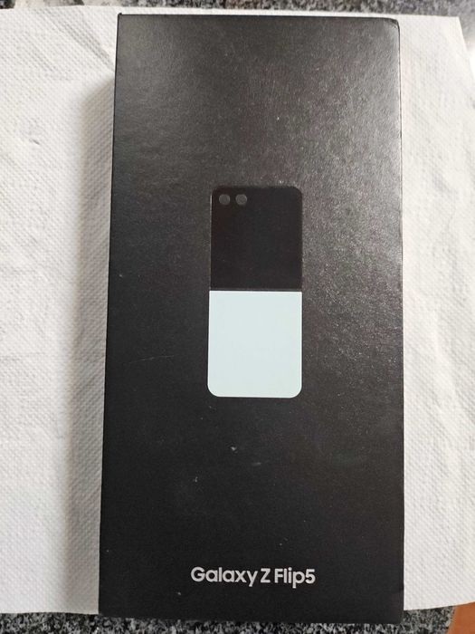 Samsung Galaxy Z Flip 5 512GB — Bom Estado---Troca