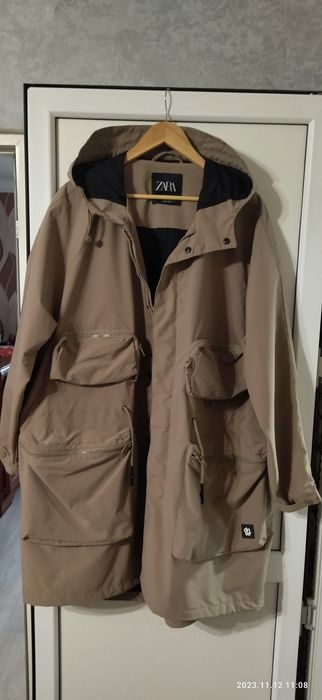 Куртка/Плащ ZARA