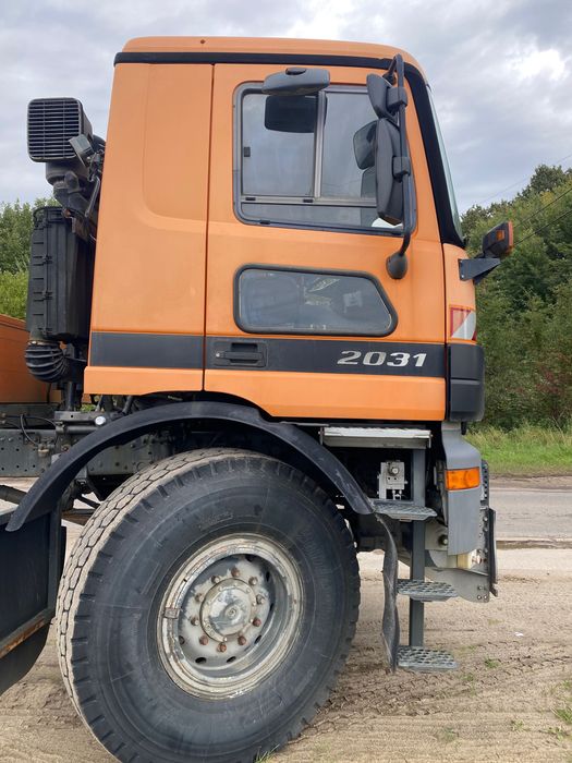 Kabina Mercedes Actros MP1  budowlana 8x8 8x6 8x4 6x4 6x6 4x4