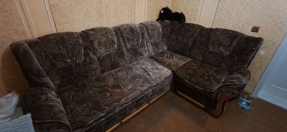 Мякий куток у вітальню