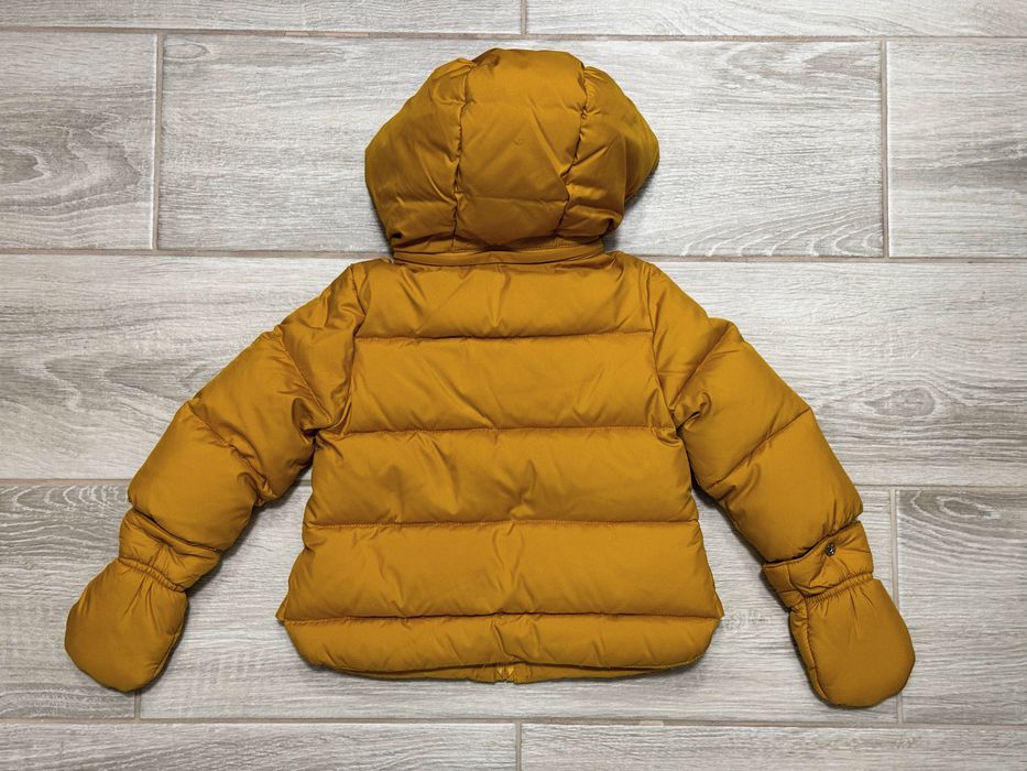 Куртка пухова з рукавичками, 6м, бренду leBebe.