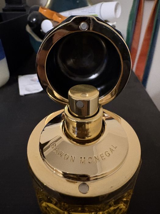 Perfume de nicho Ramon Monegal - Faisa