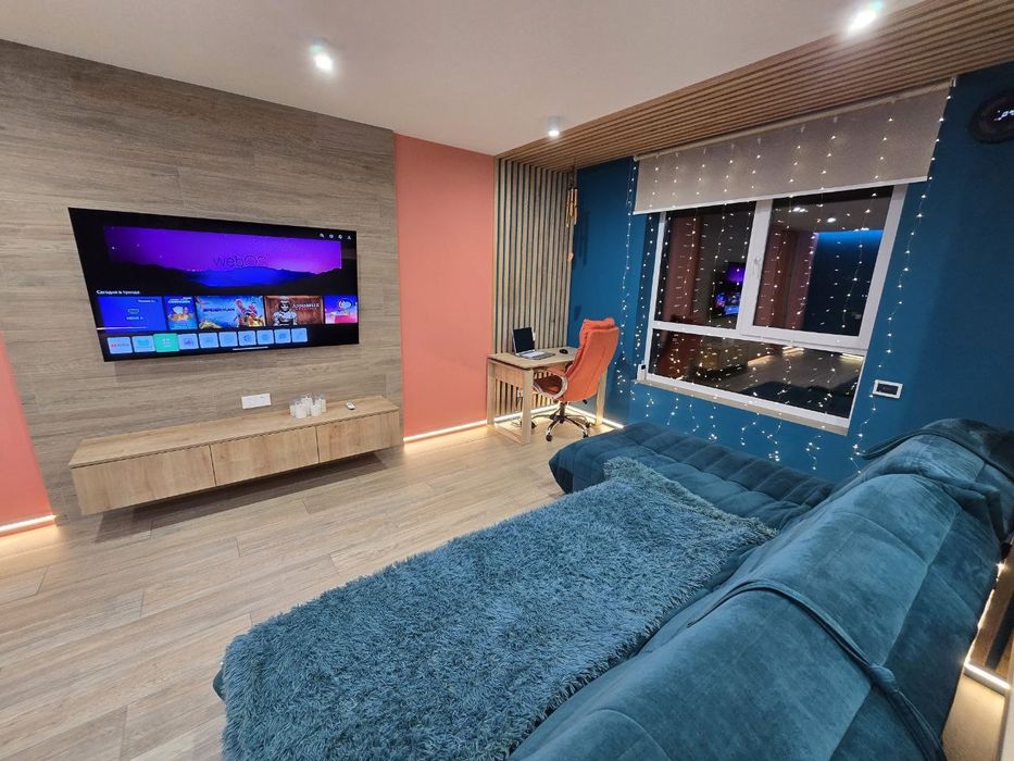 Поділ, Podil Plaza — Від Власника!