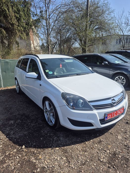Опель Астра 2007р. 1.6 бензин .
