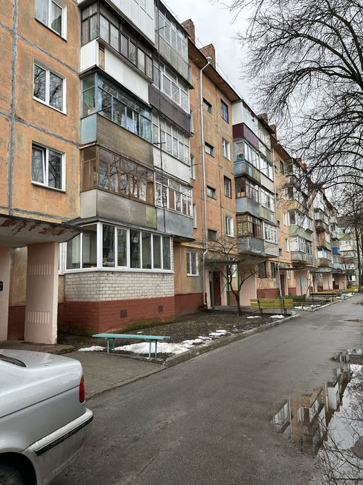 Продаж 3-кімнатної квартири на вул. Козацька