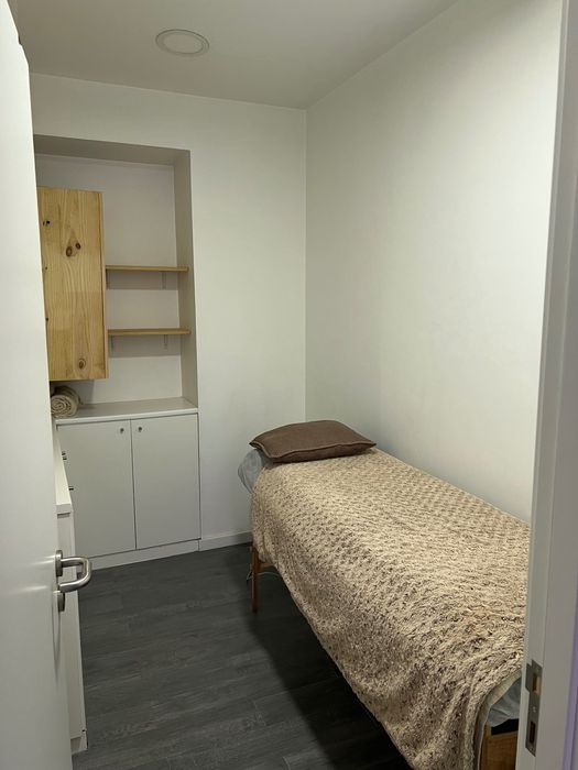 Gabinete privado em Campo de Ourique - 400€ mês
