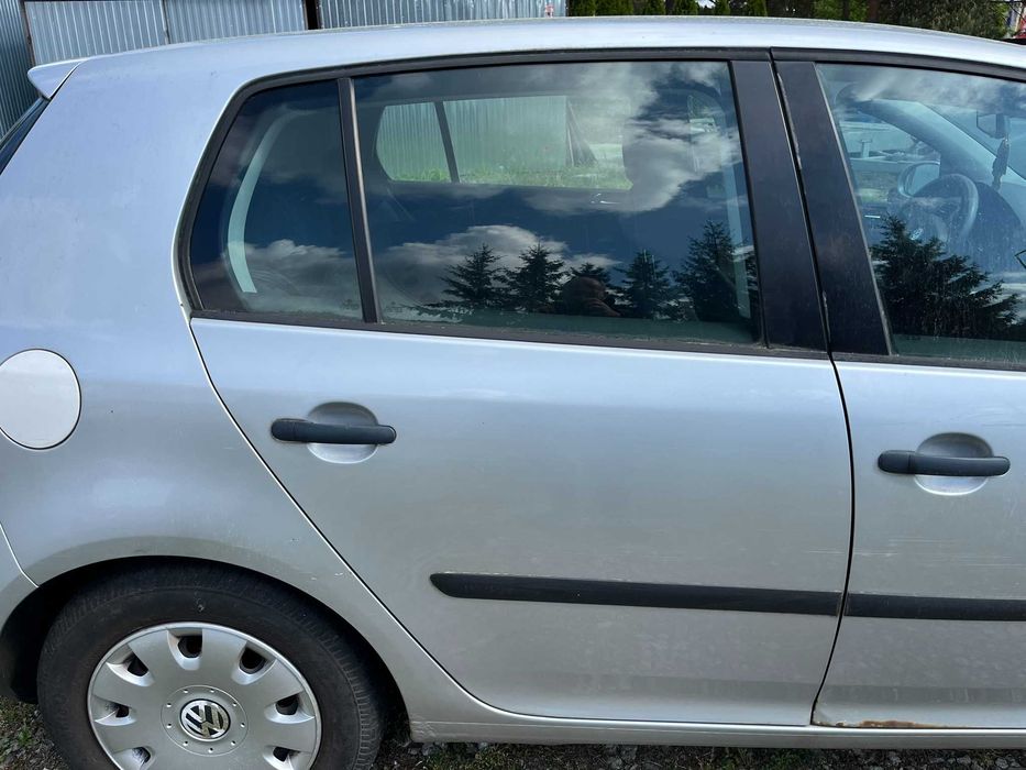 drzwi tył tylne tylnie prawe vw golf v 5 1k0 2003 -2009 hatchback 5 drzwi la7w srebrne