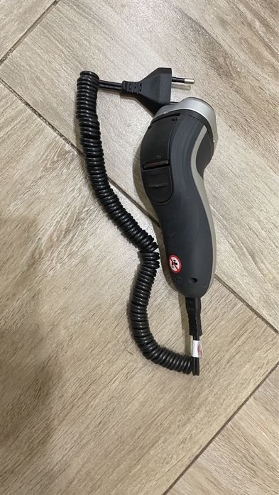 Електробритва Phillips