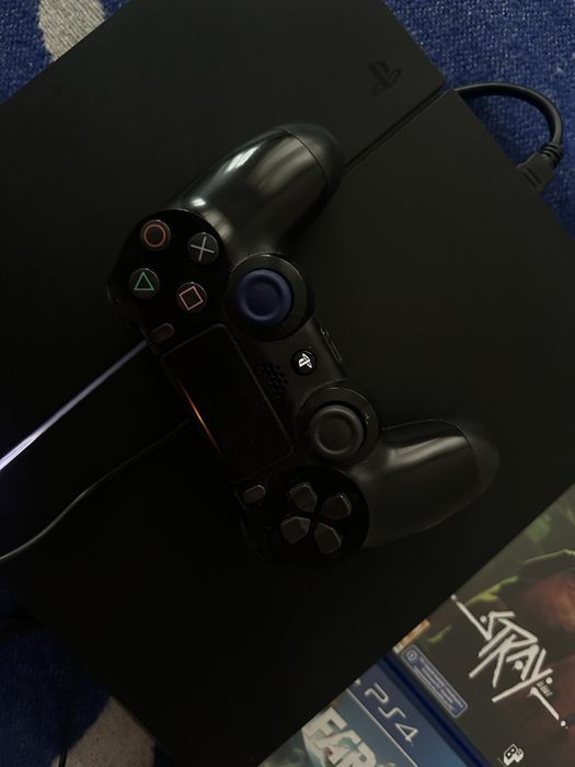 Konsola ps4 1tb używana