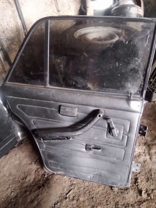 Двері до Ваз 2107