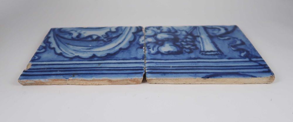 Painel de 2 Azulejos Portugueses Séc. XVIII