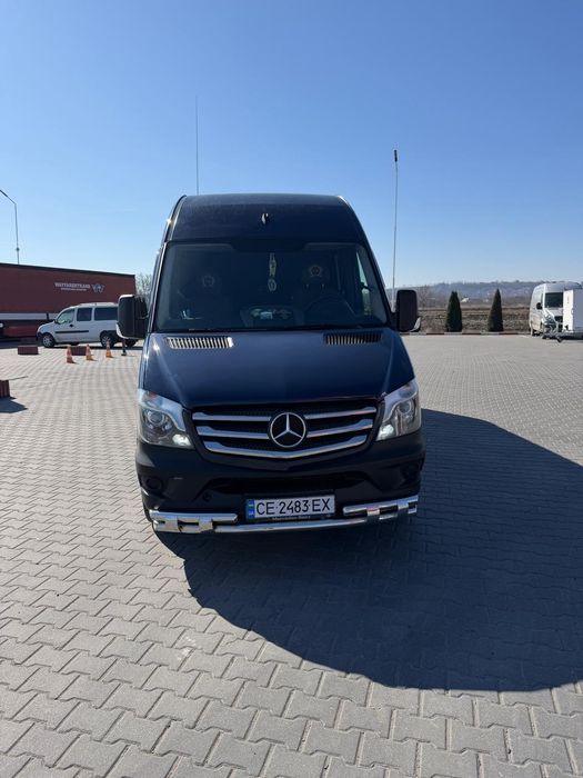 Mercedes Benz Sprinter 319