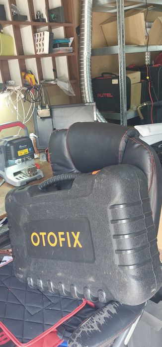 Zestaw do dorabiania kluczy Otofix Im2 - to samo Autel MaxiIM IM608 PRO XP400PRO + G-BOX3 + IMPKA + APB112