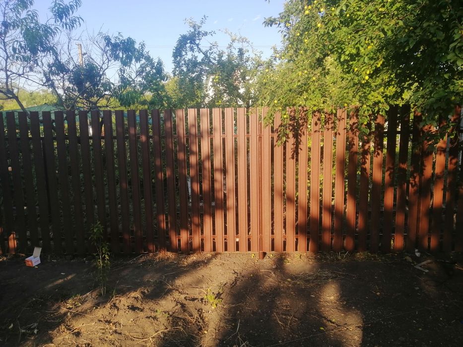 Забор,калитка,ворота из профлиста и сетки рабицы,беседки и т.д ...