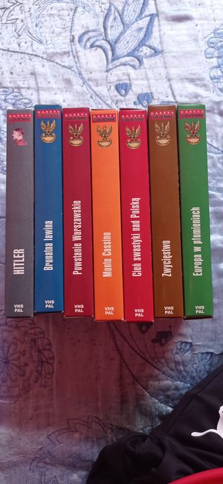 Kolekcja kaset wideo 7x VHS
