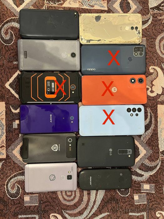 Смартфони робочі та на запчастини